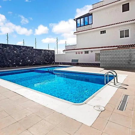 Welcoming With Pool - 65 M² - Costa Del Silencio 아파트